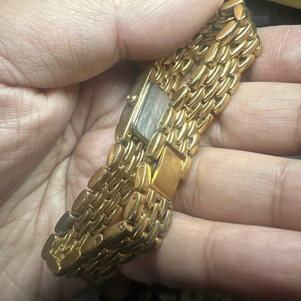 Working VTG Anne Klein Ladies Watch Fit 7in Gold Tone Quartz new battery 14mm